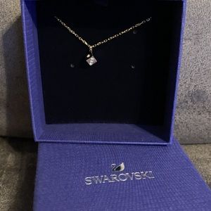 Pendant dice necklace